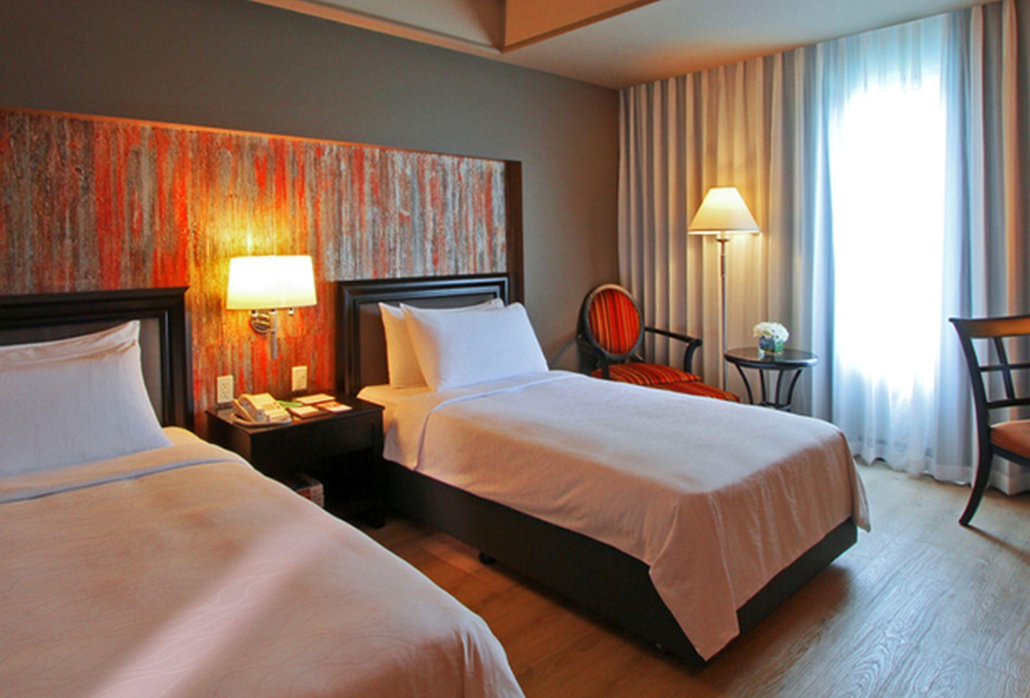 The Bellevue Manila 5* Muntinlupa City