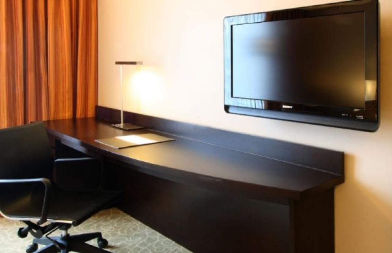 Hotel The Bellevue Manila Muntinlupa City