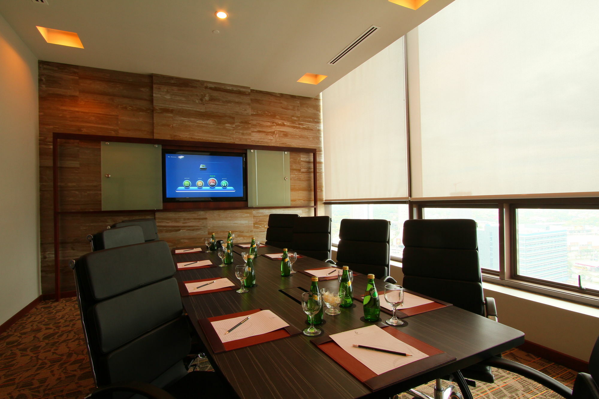 Hotel The Bellevue Manila Muntinlupa City
